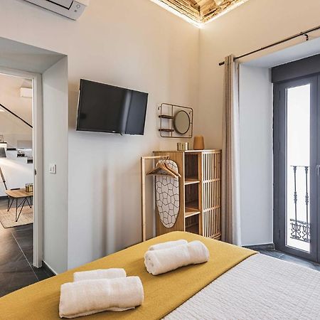 Apartamentos Caceres Central Suites Eksteriør bilde