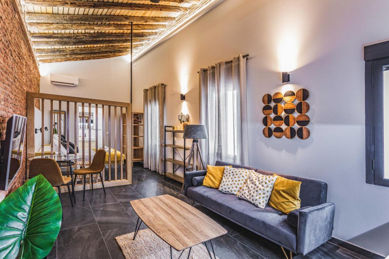 Apartamentos Caceres Central Suites Eksteriør bilde