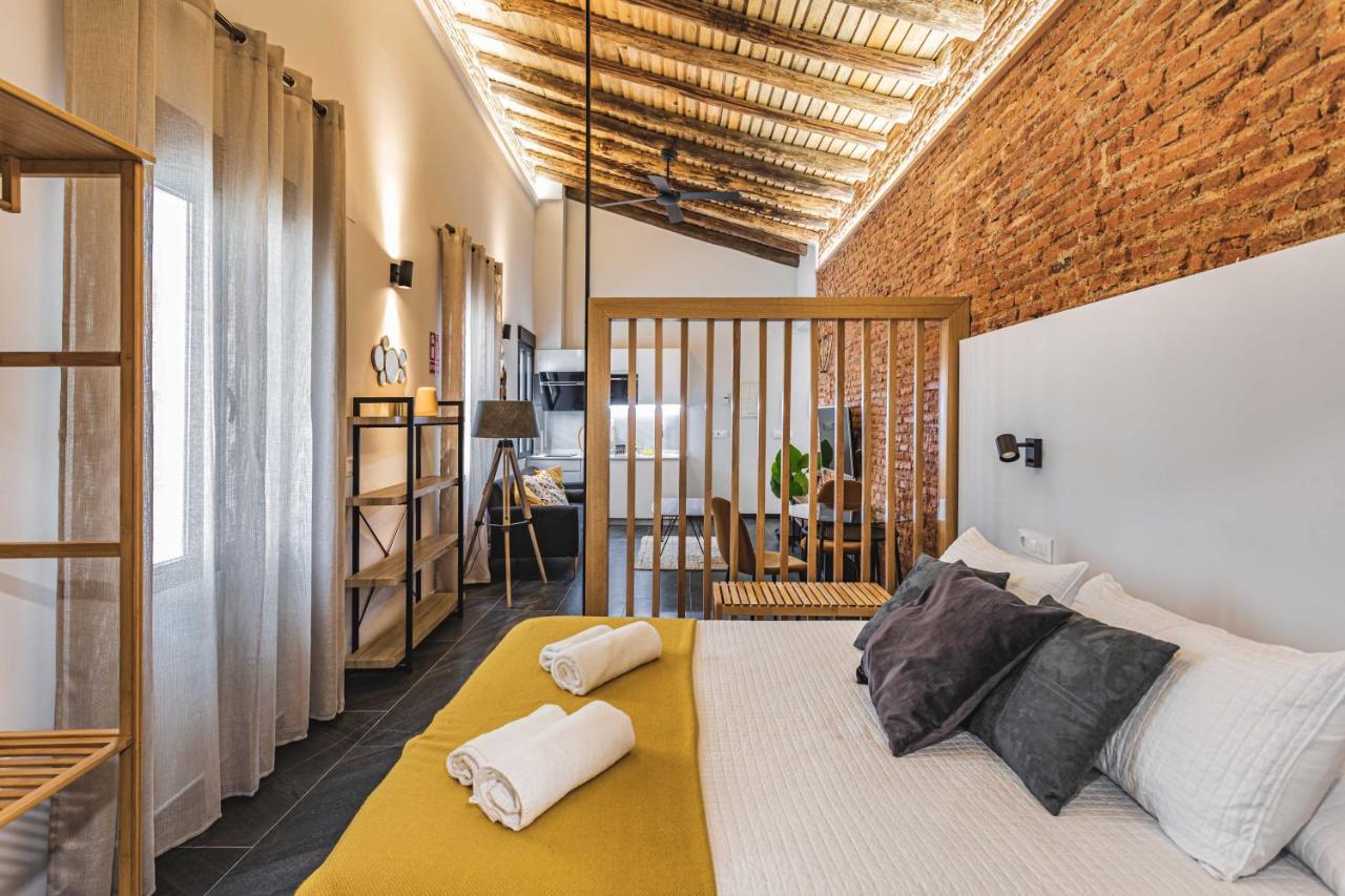 Apartamentos Caceres Central Suites Eksteriør bilde