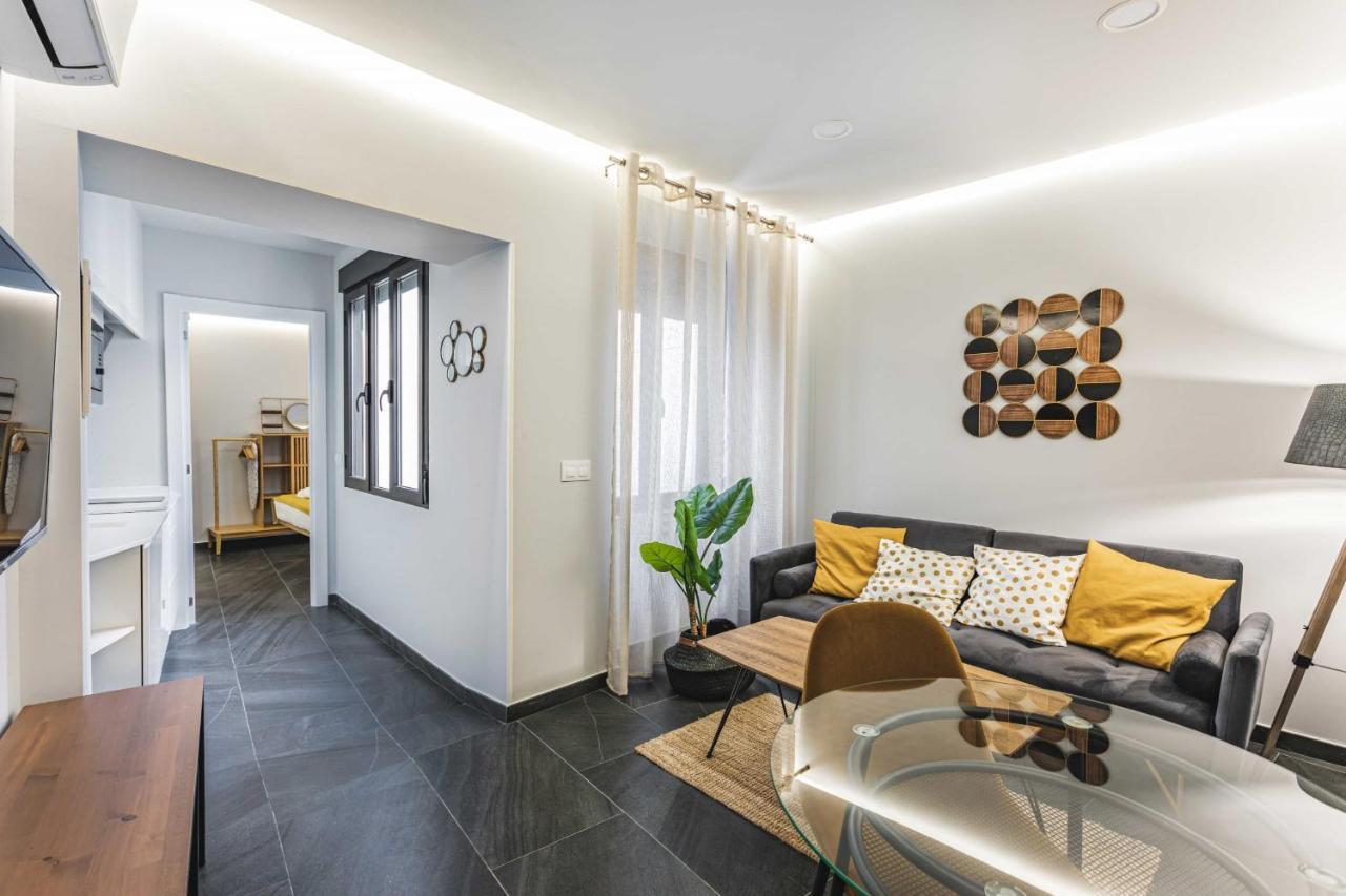 Apartamentos Caceres Central Suites Eksteriør bilde