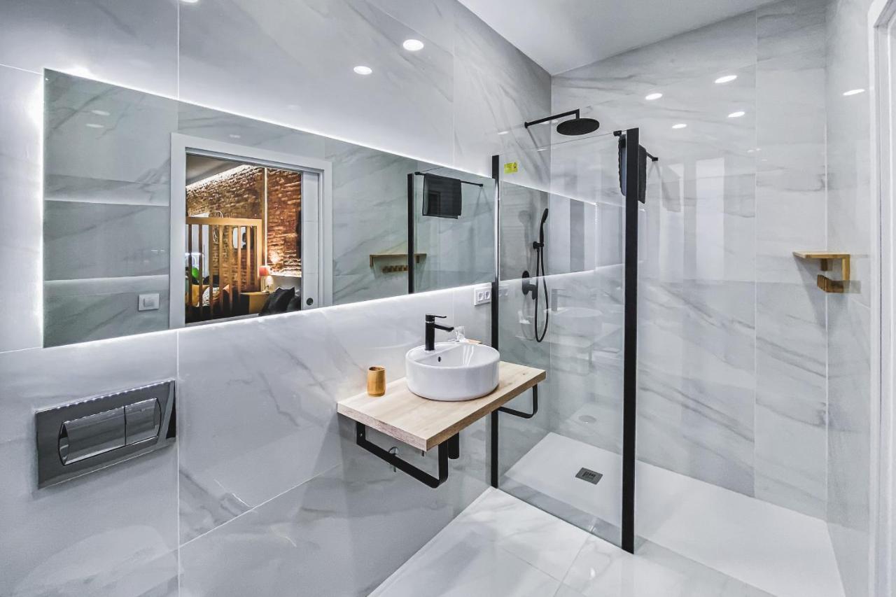 Apartamentos Caceres Central Suites Eksteriør bilde